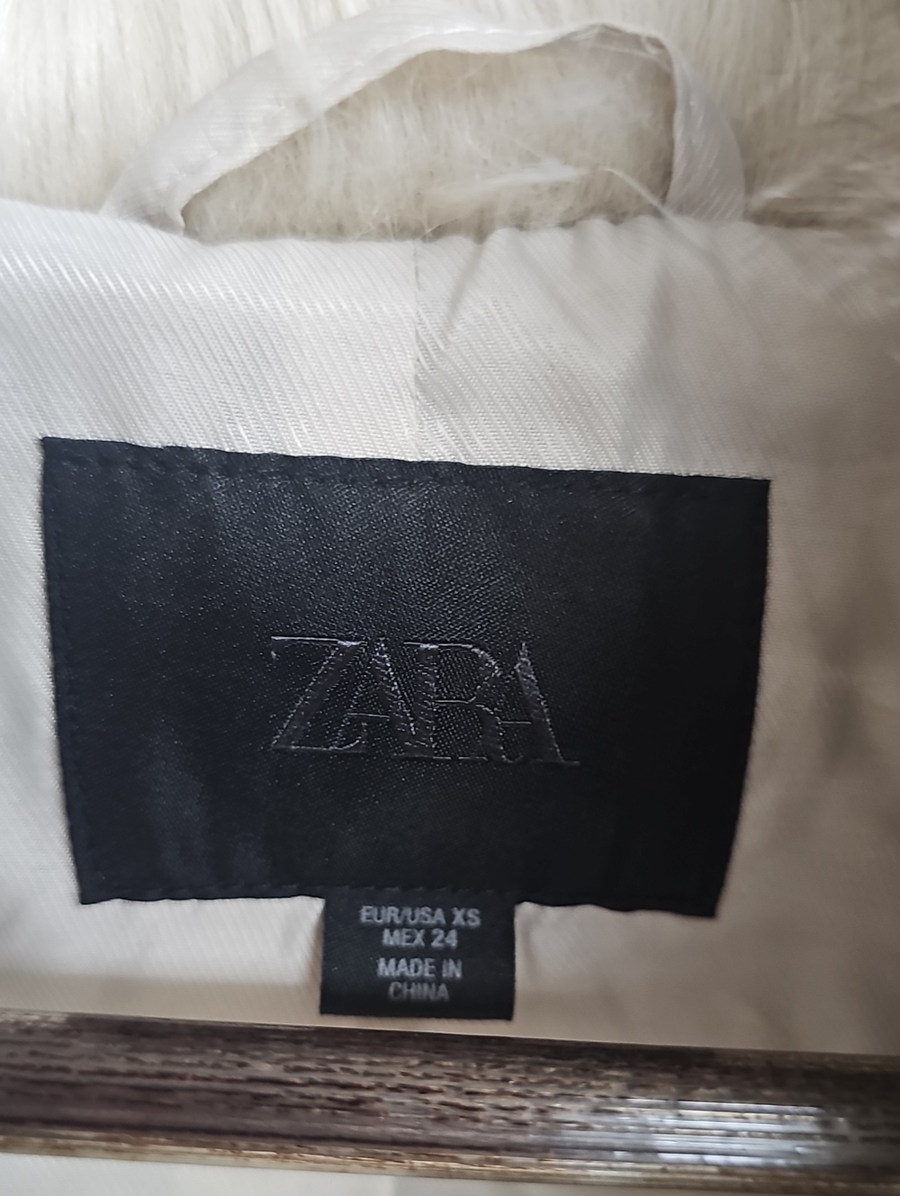 Zara Faux Fur Coat in Light Beige - Picture 3 of 3